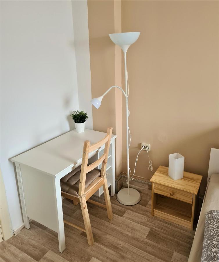 Ferienwohnung Mit Seeblick Brandenburg  Extérieur photo
