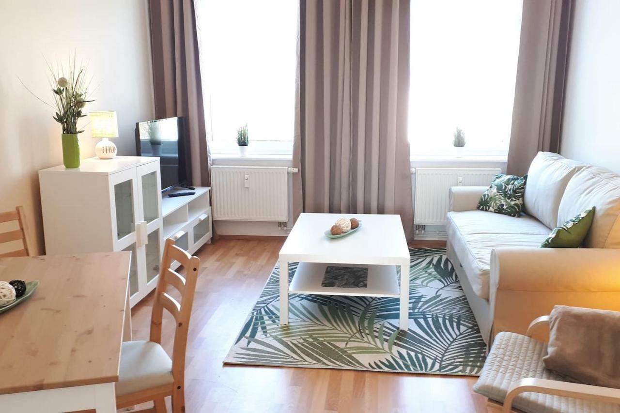 Ferienwohnung Mit Seeblick Brandenburg  Extérieur photo